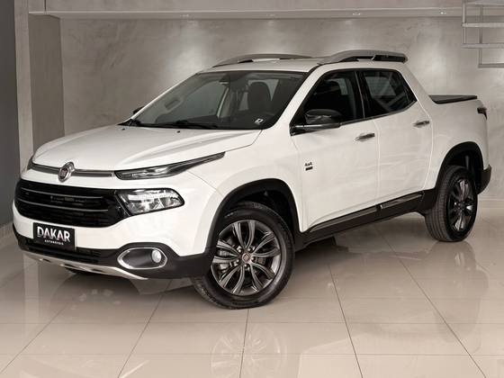 FIAT TORO 2.0 16V TURBO DIESEL VOLCANO 4WD AT9 FIAT TORO 2.0 16V TURBO DIESEL VOLCANO 4WD AT9